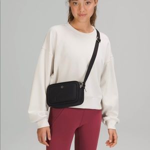Lululemon Camera Crossbody Bag Black